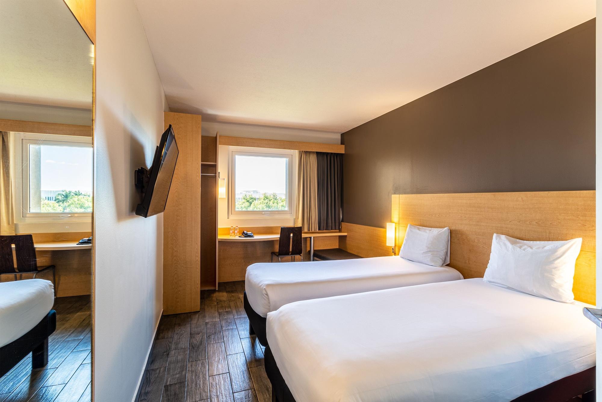 Ibis Mérida Zewnętrze zdjęcie